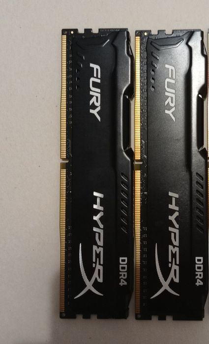 8 GB (4x2)DDR4 Ram 2400 Mzh