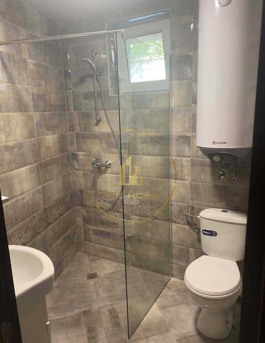 Дава се под наем Тристаен апартамент в Варна, Левски - 80 кв.м за 600 € - Снимка #6