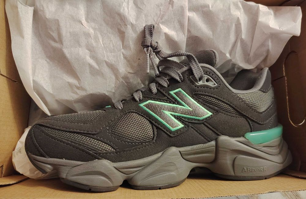 New Balance Дамски маратонки GC9060JC - 40 номер !!!