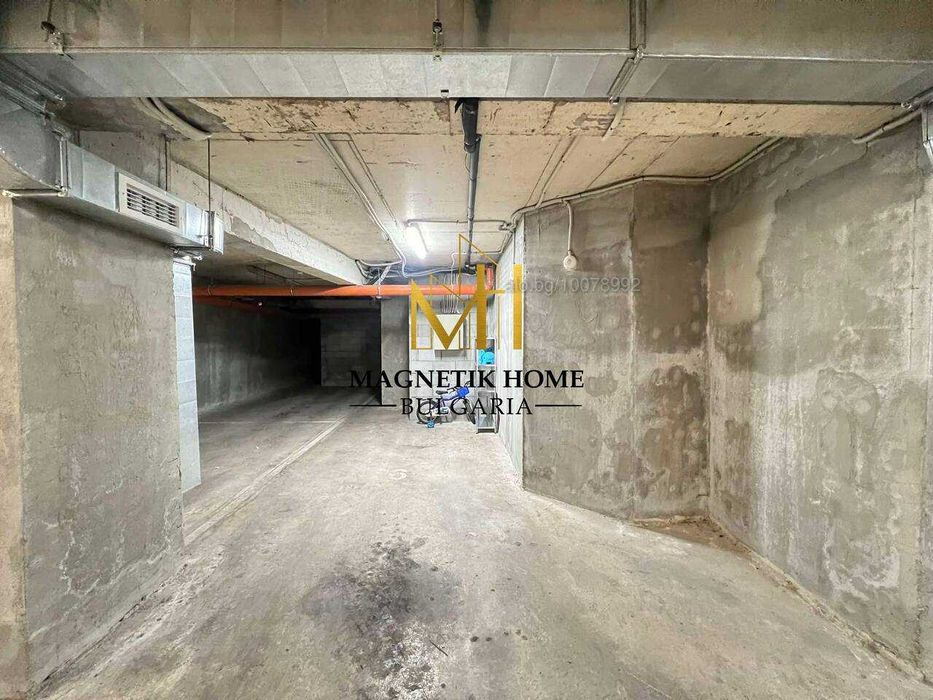 Дава се под наем Тристаен апартамент в Бургас, Център - 101 кв.м за 663 € - Снимка #4