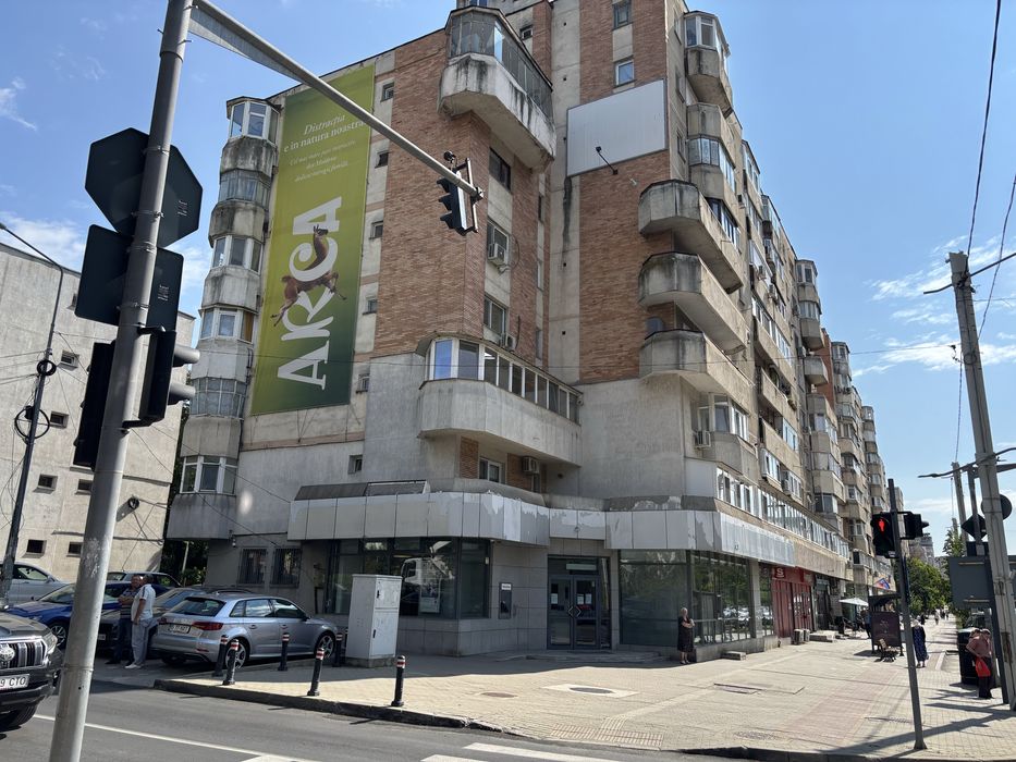 Inchiriez spatiu 165 sau 85 mp Iasi bd Pacurari