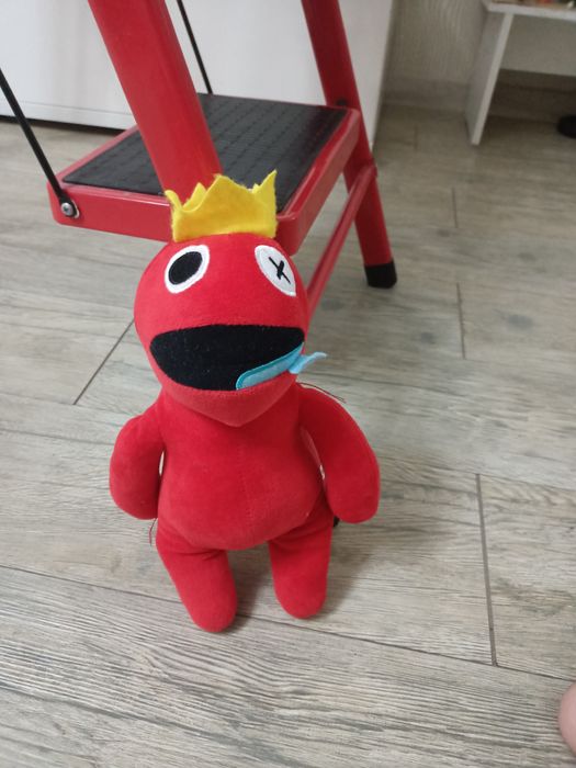 Красный монстр роблокс