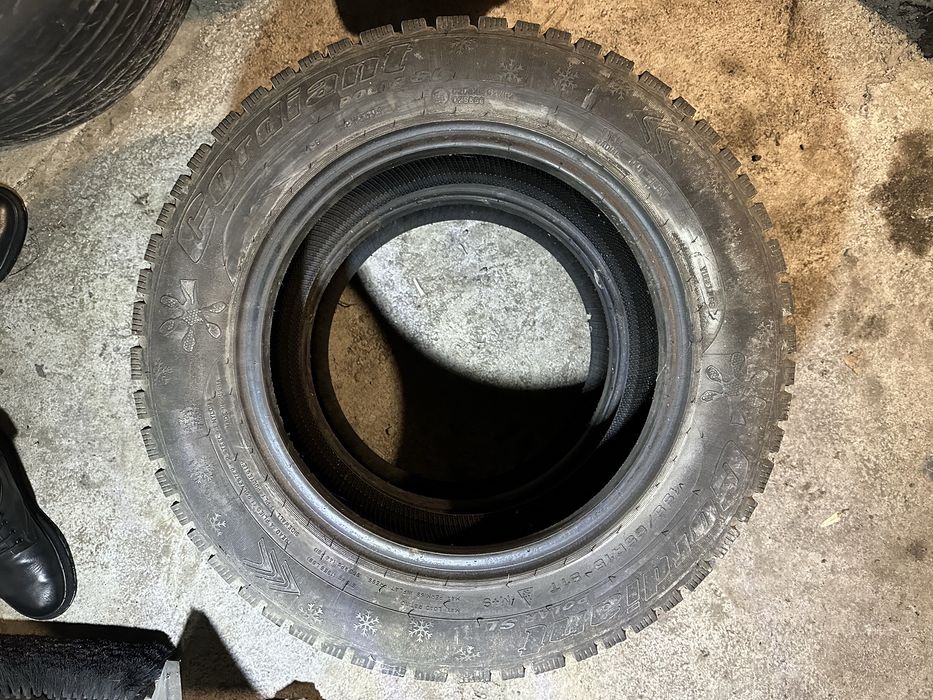 Зимные шины 2 шт