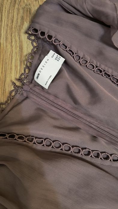 Rochie pentru orice ocazie și elegantă și sport