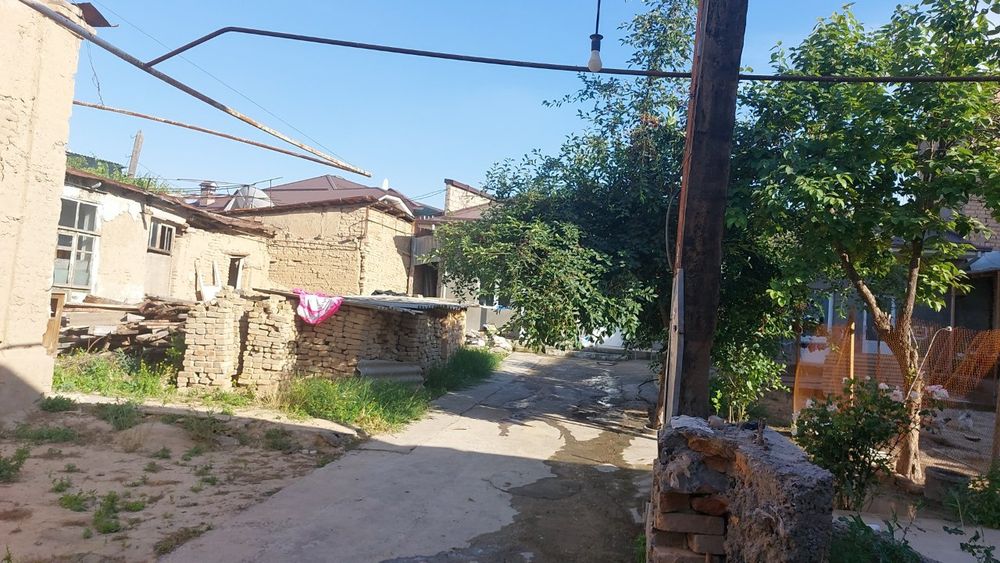 Бодомзор Срочно по цене земли центр Участок,4 соток на Бадамзаре, дом,