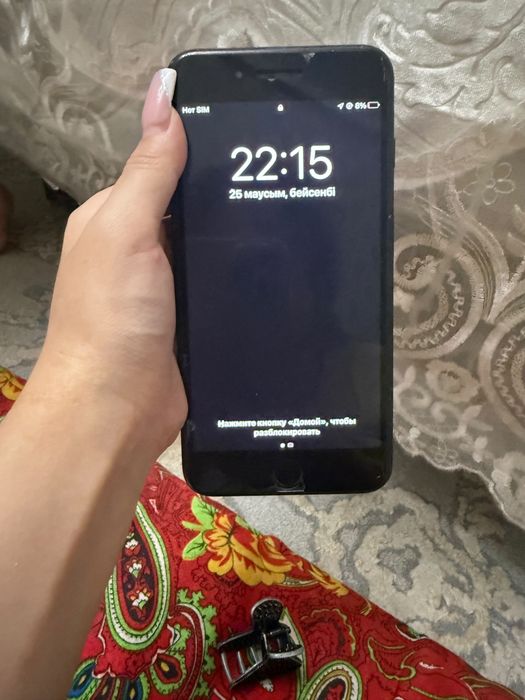 Айфонн 7    плюс