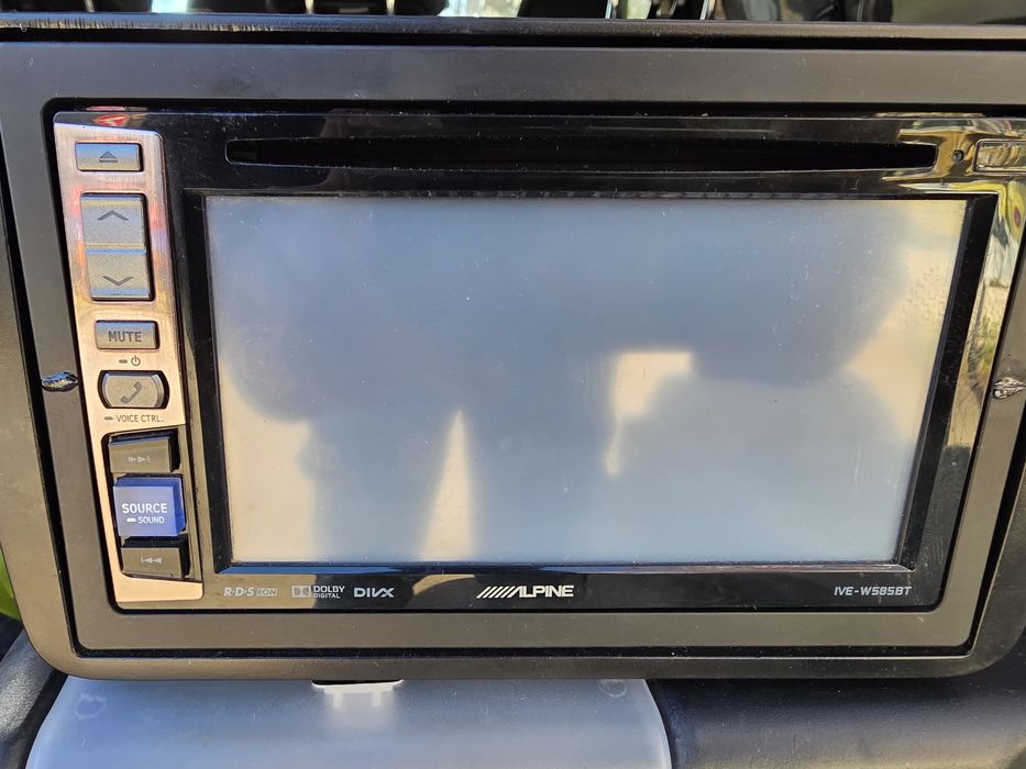 Универсална Мултимедия Alpine 6.2 инчов екран