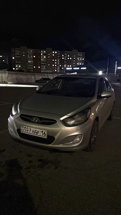 Hyundai Solaris 2011