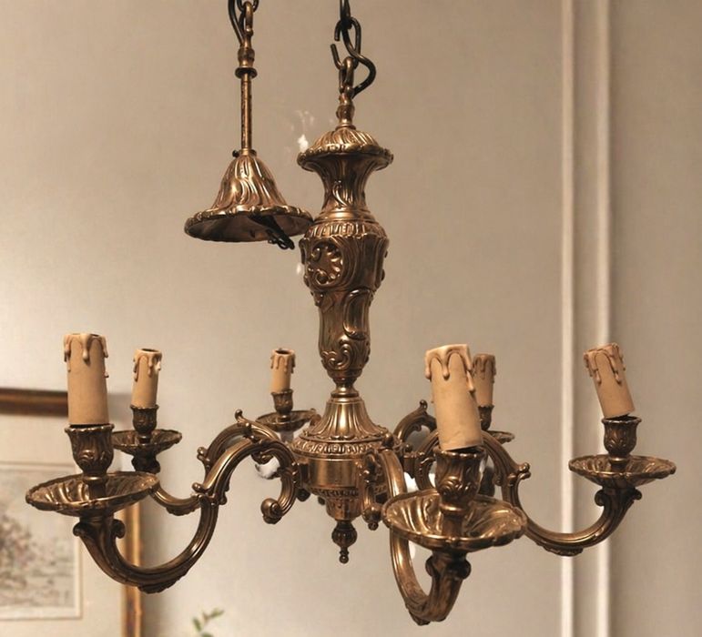 Candelabru deosebit din bronz masiv in stil francez cu 6 brațe ,piesa