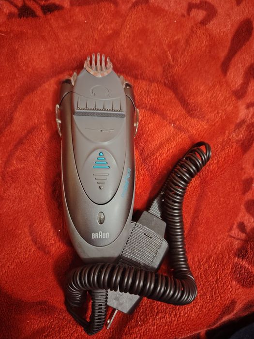 Электробритва BRAUN