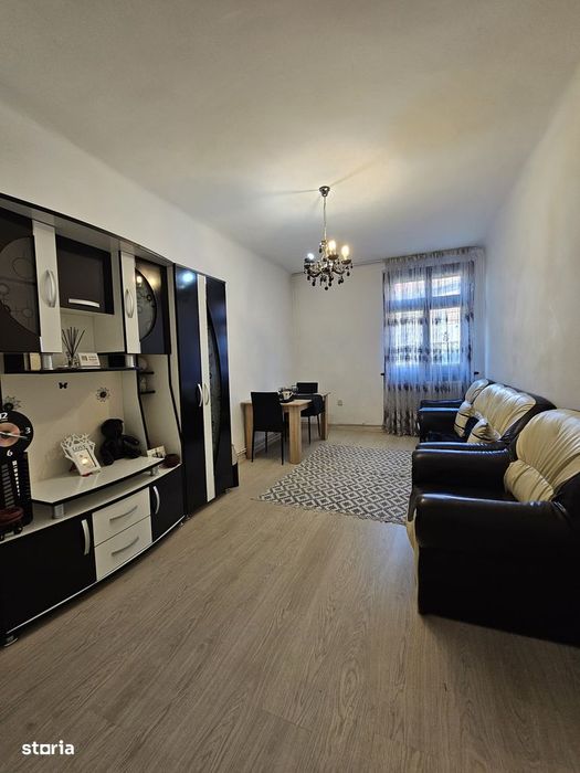 Apartament 2 camere, zona de sus - Etaj 1