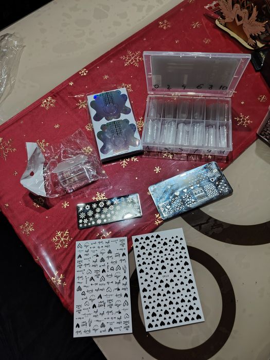 Oje pentru unghi și geluri