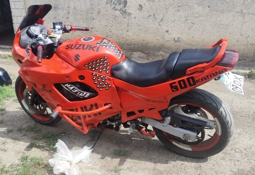 Продам мотоцикл Сузуки