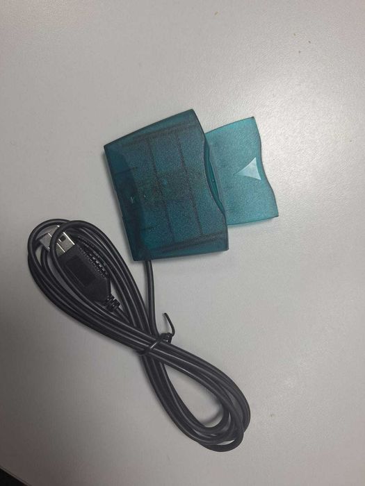 USB-программатор (адаптер/считыватель) со специальными электронными.