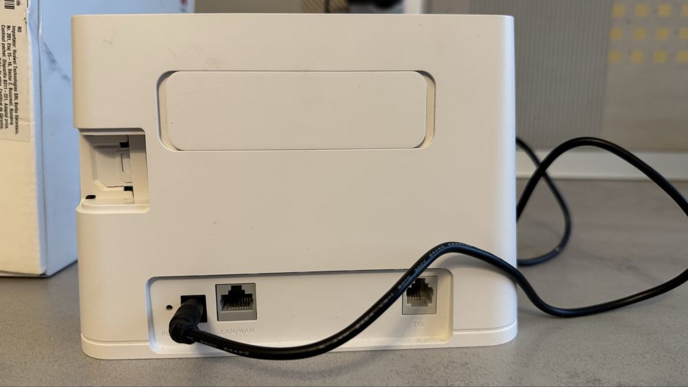 Router Huawei B311 cu SIM 4G LTE ,  LAN