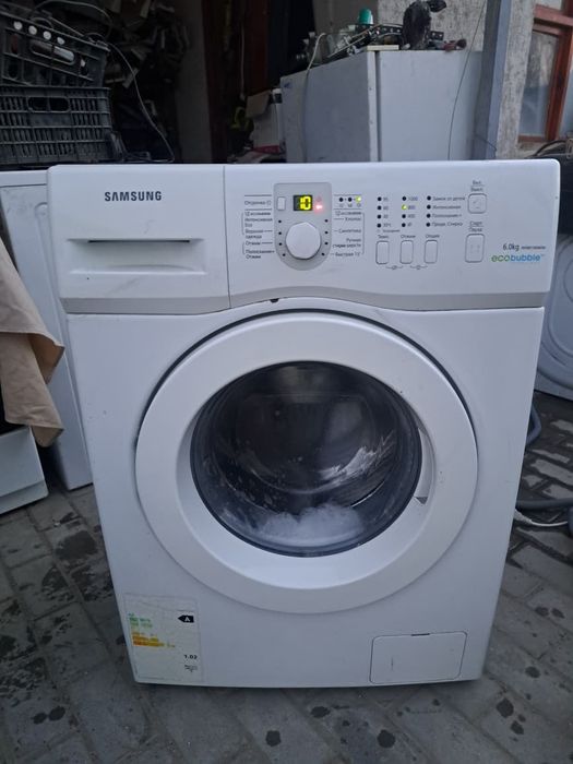 Продам стиральную машину Samsung EcoBubble 6.0 кг
Описание:
Продается
