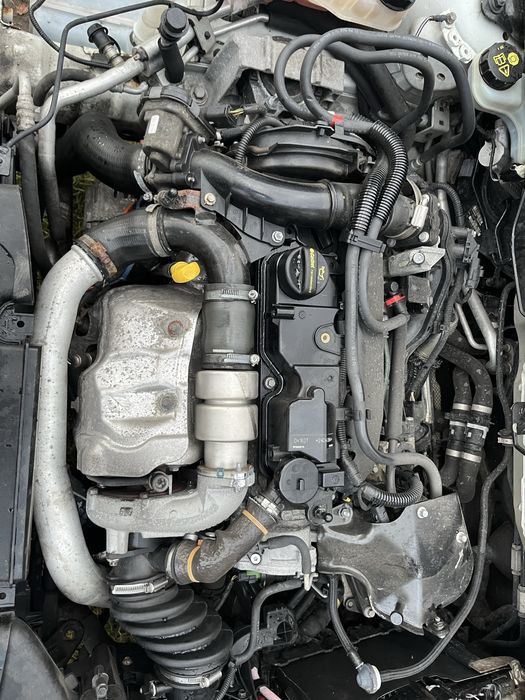 Двигател 1.6 D2 (D4162T) – Volvo