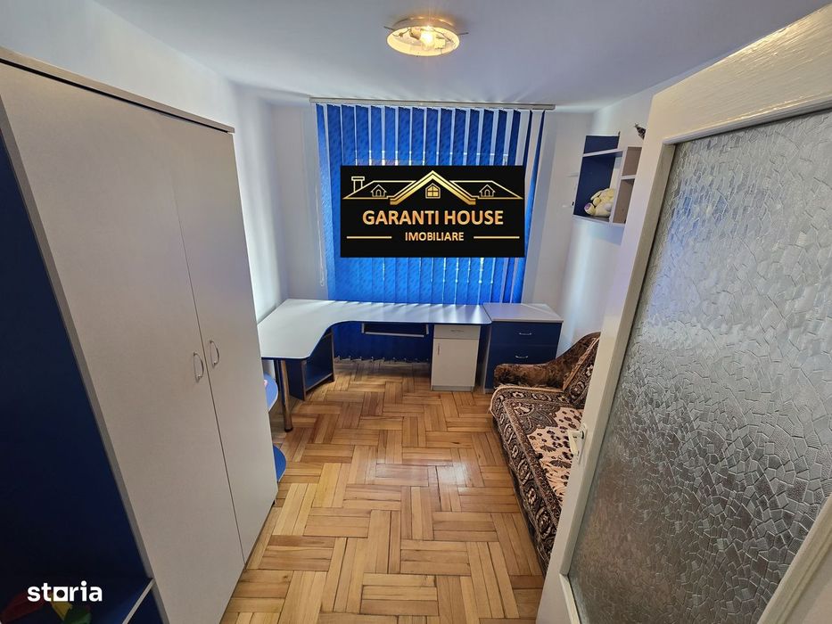 Victoriei, apartament cu 3 camere, decomandat, 325€/Luna