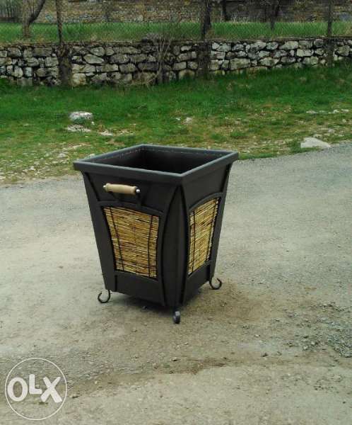 Кашпи-метални саксии