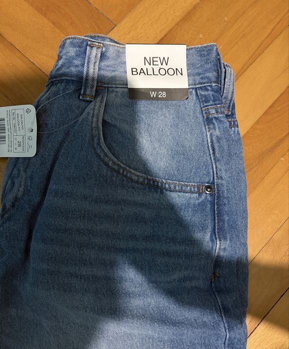 vand pantaloni baggy