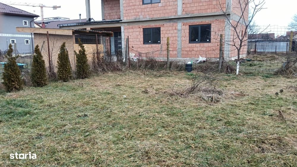 Teren intravilan 575mp + drum servitute