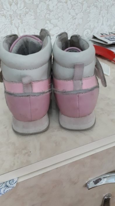 Кроссовки ортопедические