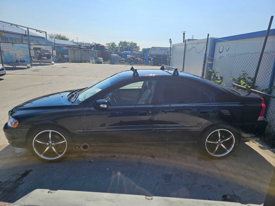 Автомобил волво s60 d5