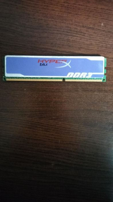 Vând memorie DDR3 4gb