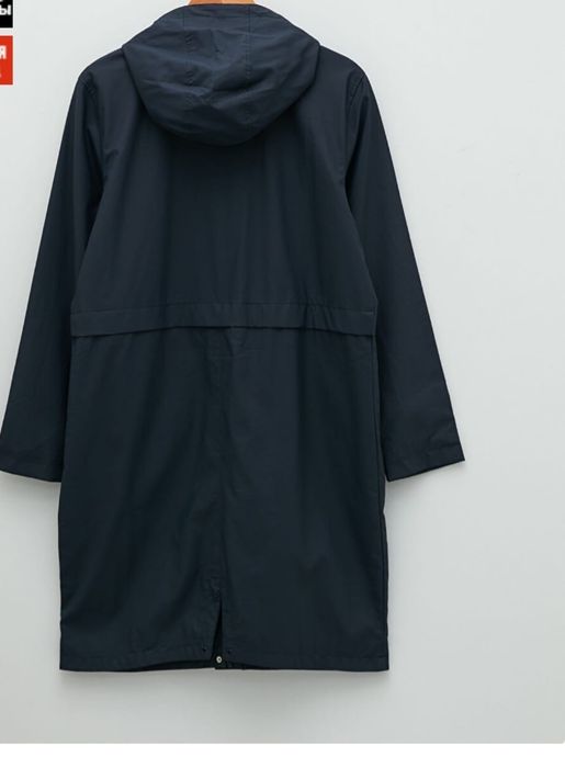 Продам. Новую ветровку