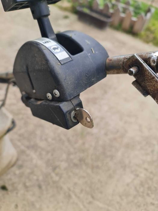 Самоходна косачка със стартер и мотор Брикс и Стратан