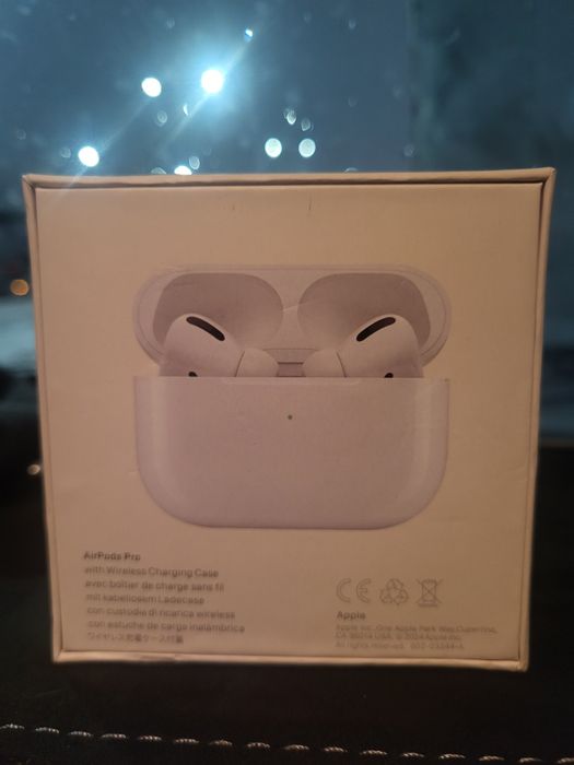Продам AirPods Pro