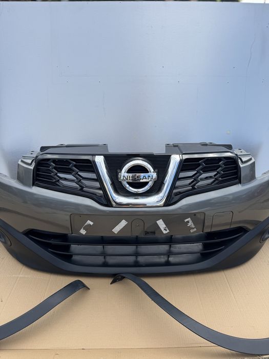 FAR NISSAN QASHQAI dr/st an 2007-2012 stare impecabila!