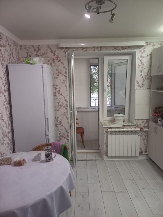 Срочно продам квартиру 2х ком .