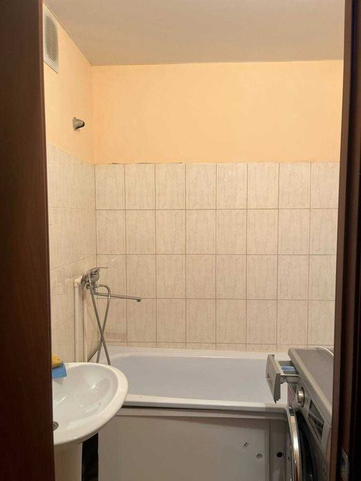 Продам 1 ком на Аэропорту