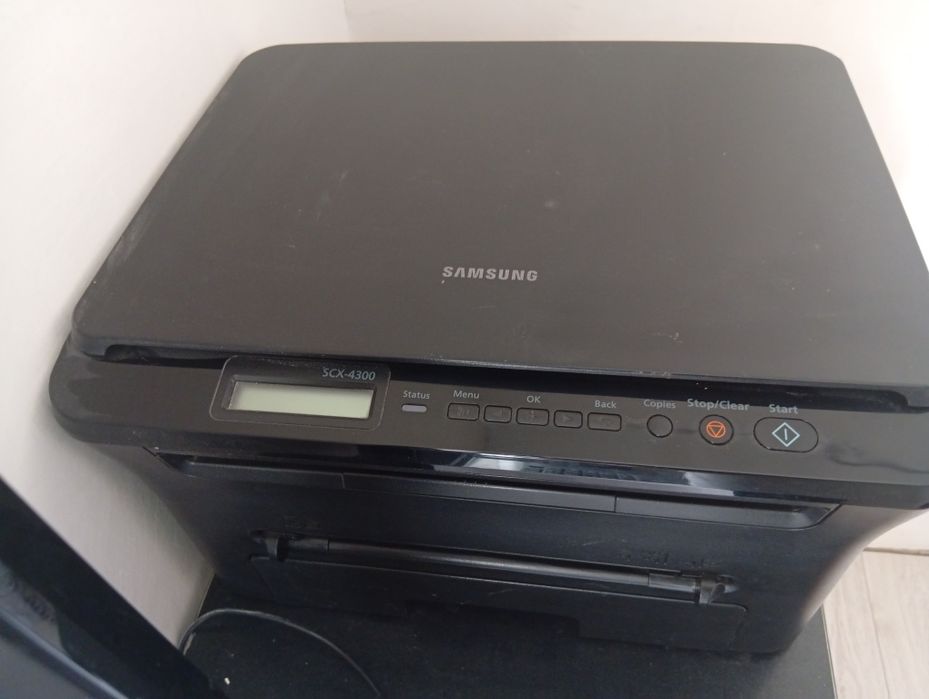 Срочно продаю принтер ксерокс