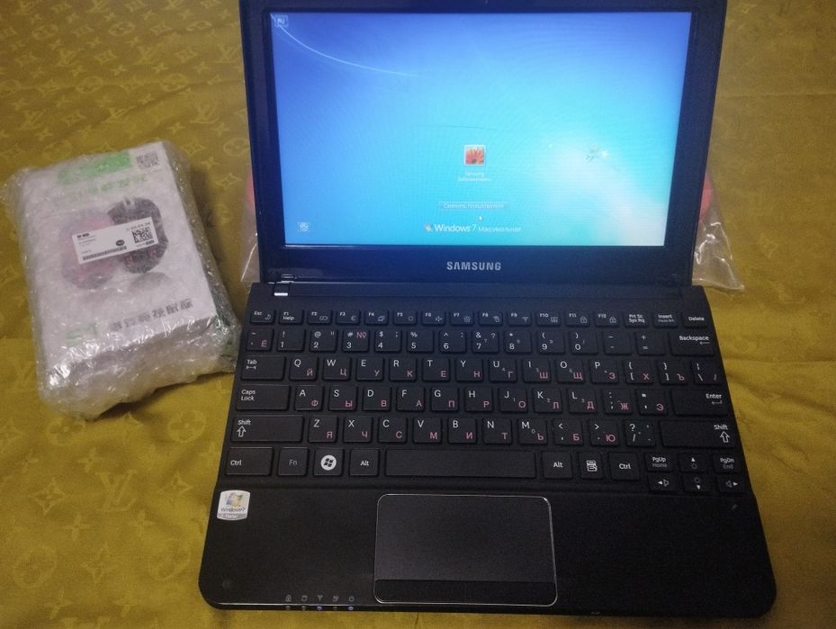 Assalom alekum Neetbok Sotiladi Original Samsung