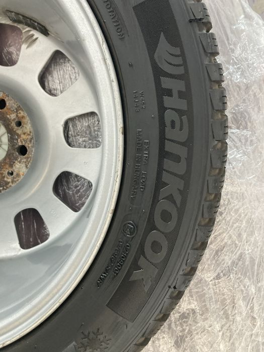 Set jante  BMW 5x120 R16 7J ET47 + cauciucuri de iarnã Hankook