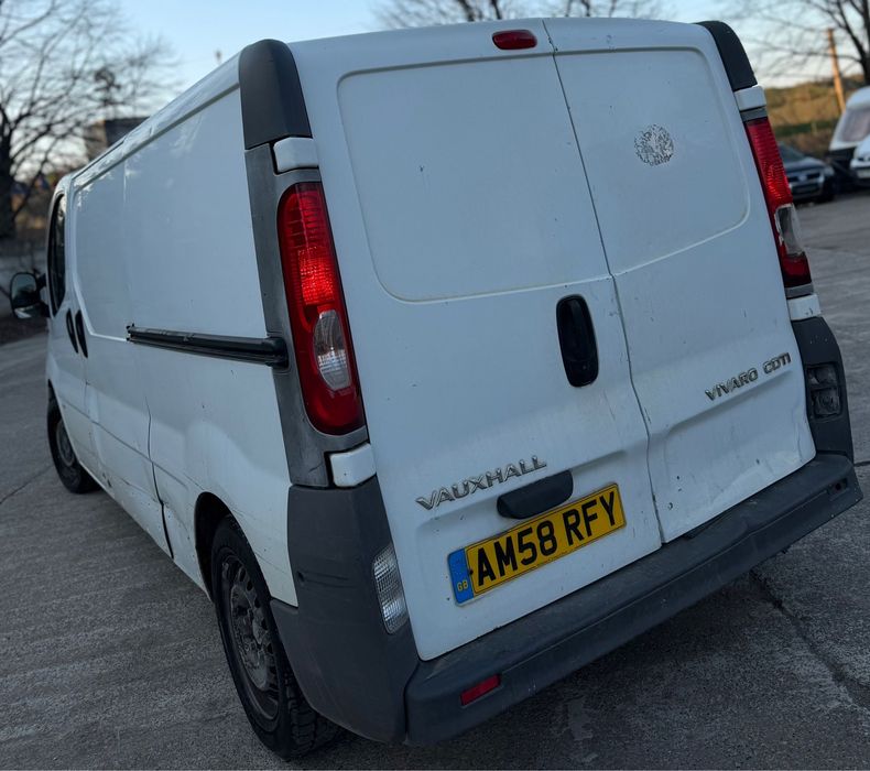 Opel ( Vauxhall vivaro ) - 2009 - 2.0 Diesel - Manual 6+1 Trepte