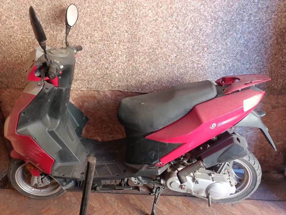 Продам скутер состояние хорошее