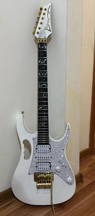 Электрогитара Ibanez Jem (Steve Vai)