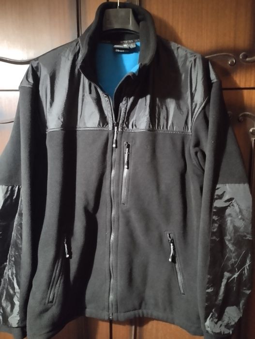 Ветроустойчиво яке с качулка Ветровка