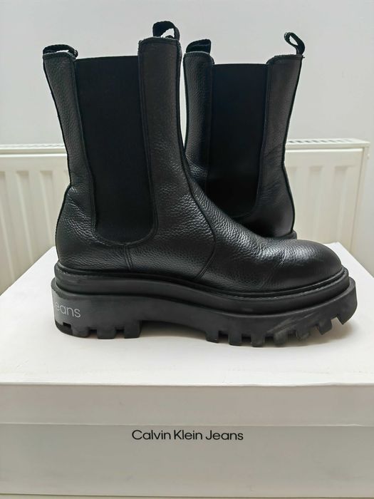 Ghete fete Calvin Klein