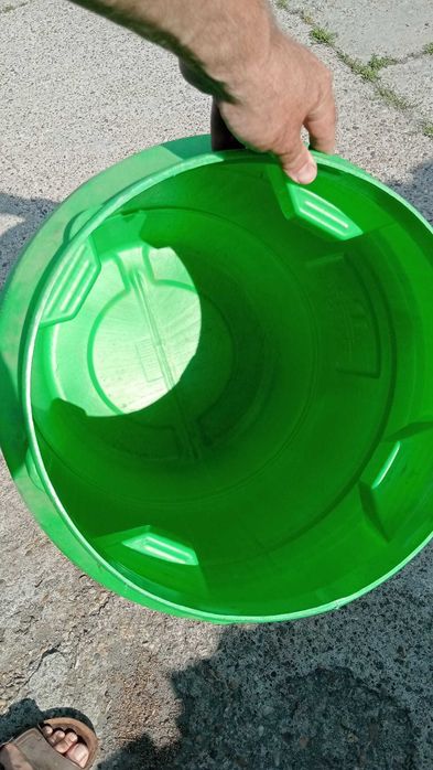 Butoi plastic 120 litri