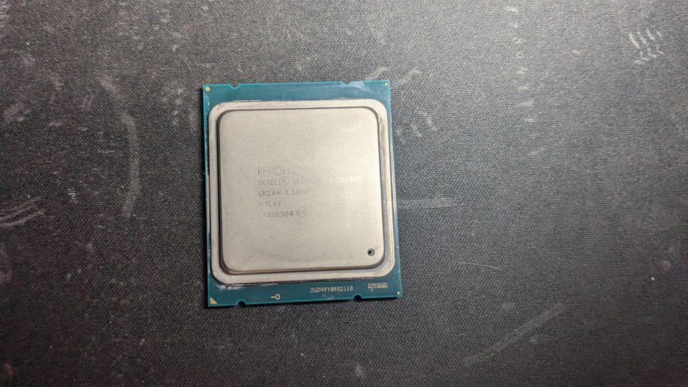 Сет с подарком на xeon x79