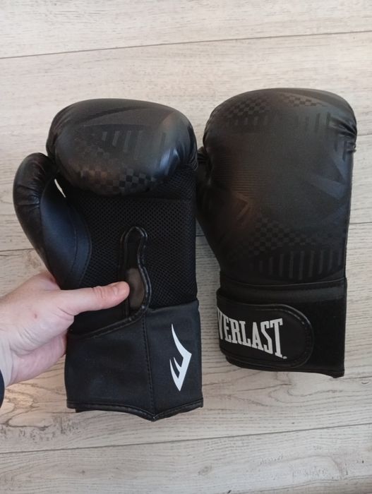 Боксови ръкавици за тренивровка Everlast