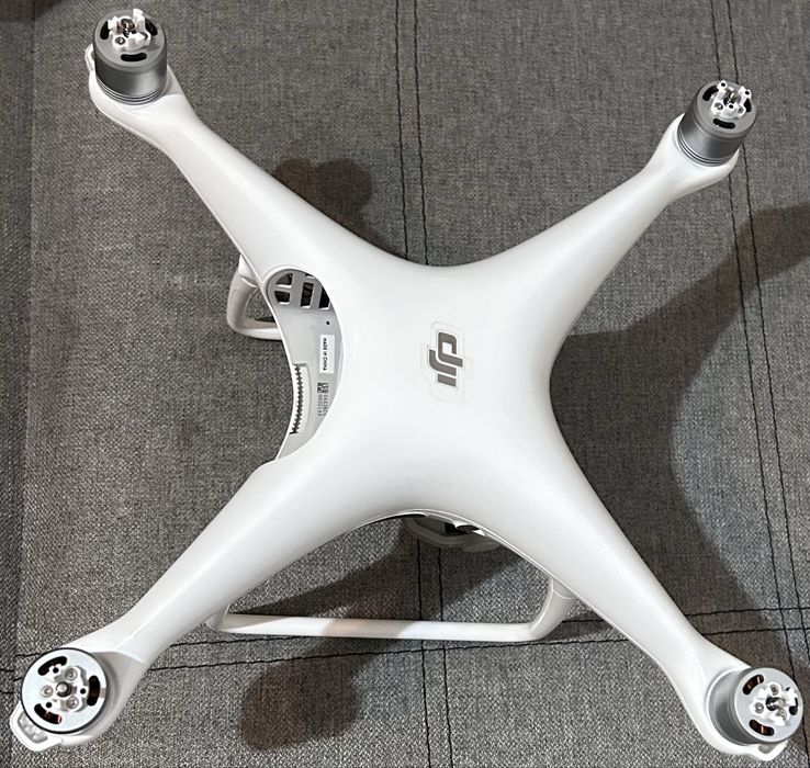 Drona Phantom 4 Pro Plus