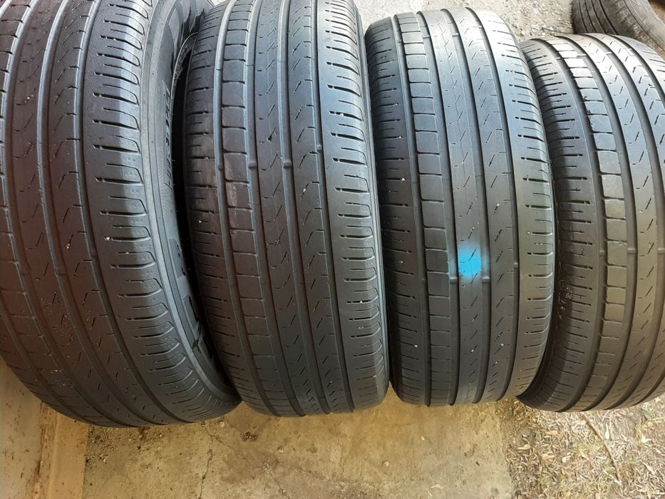 Продам шины 235/65/17 пирелли.
