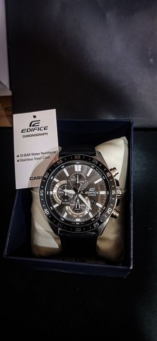 Продавам Casio Edifice EFV 620D
