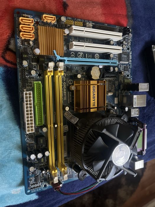 Материнская плата