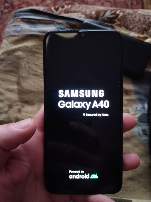Самсунг Галакси А 40